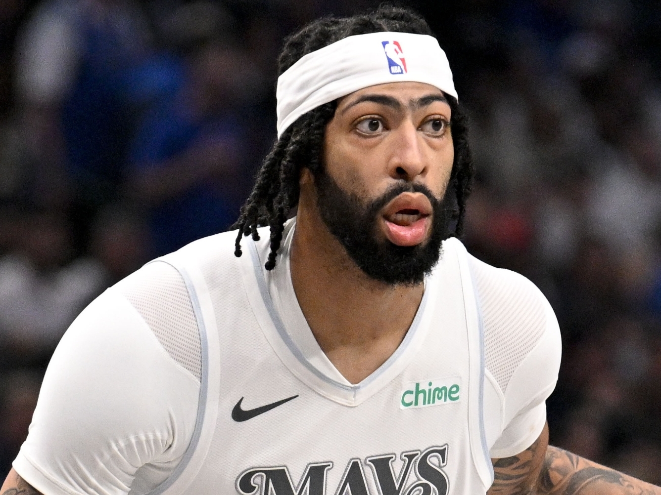 比赛规则变更引发热议！，浓眉哥在法国队比赛中爆冷比赛高潮迭起(波浪理论的四个规则)