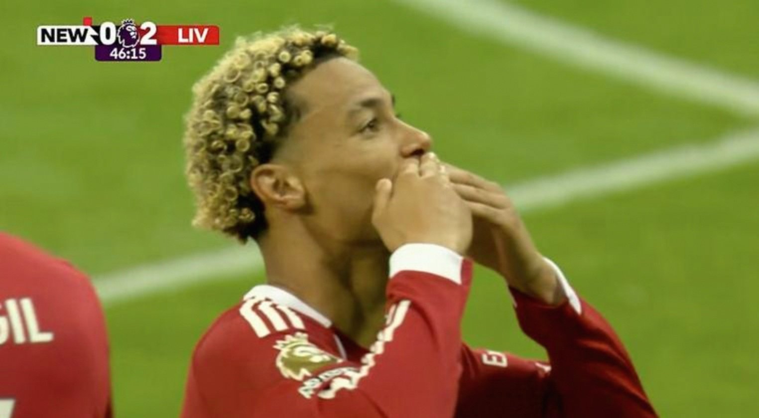 包含Ming在利物浦比赛中重返赛场,大比分获胜引发热议!引发球迷热议的词条 包含Ming在利物浦比赛中重返赛场,大比分获胜引发热议!引发球迷热议的词条