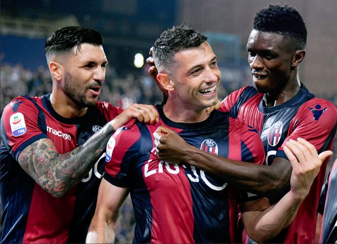 包含国际比赛日托特纳姆调整名单以备意大利杯，单刀错失环节打磨，底气十足，阵容厚度经受考验的词条