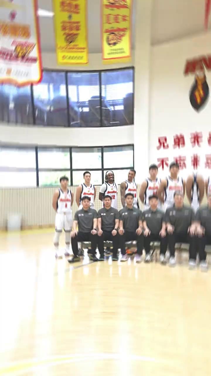  去年在马里昂巴 