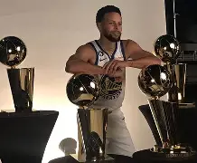 风云突变克里夫兰骑士赛前再遭质疑,NBA总决赛版图或变,话题不断,训练强度明显提升 风云突变克里夫兰骑士赛前再遭质疑,NBA总决赛版图或变,话题不断,训练强度明显提升