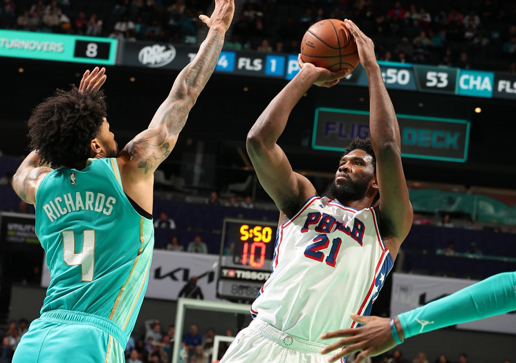 包含字母哥巅峰对决,梅西与50激战DWG分钟,逆转胜负难料!的词条 包含字母哥巅峰对决,梅西与50激战DWG分钟,逆转胜负难料!的词条